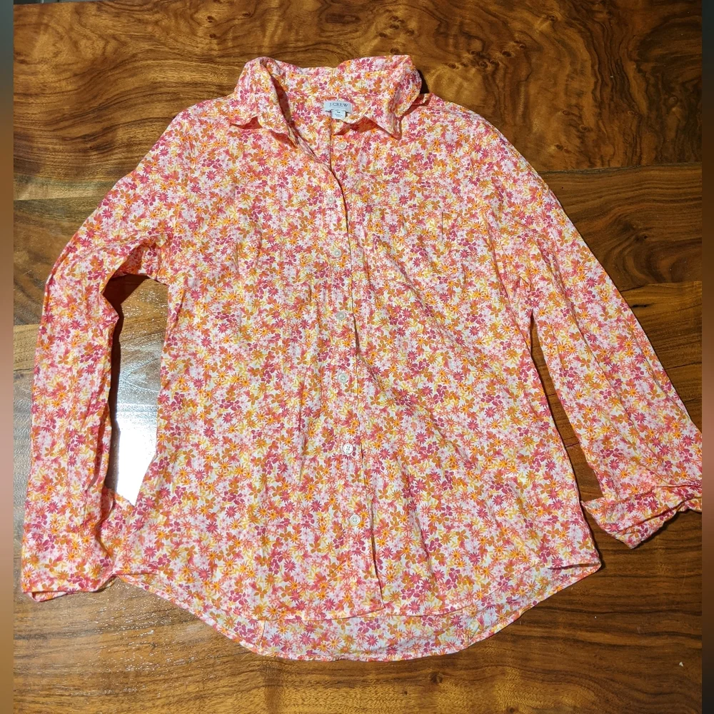 J. Crew - Lightweight Cotton Shirt Signature Fit BF817 | Medium | Pink Floral - Picture 8 of 15